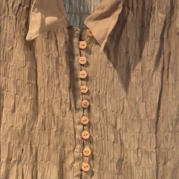 Women’s top - Picture 3 of 3